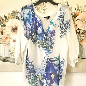 AGB 3X Sheer Peasant Floral/Animal Button Tunic